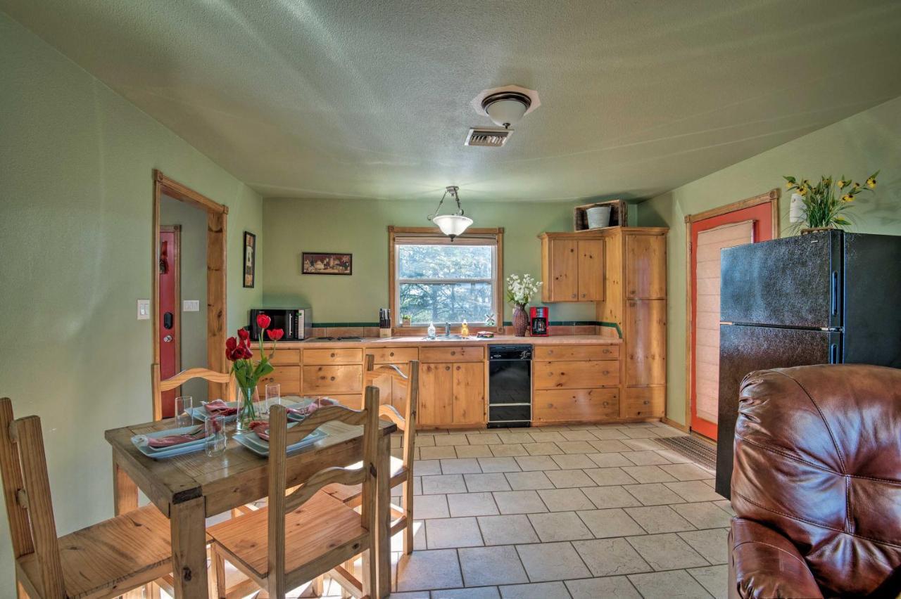 Broken Bow Cottage With Deck, Hot Tub And Fire Pit! Luaran gambar