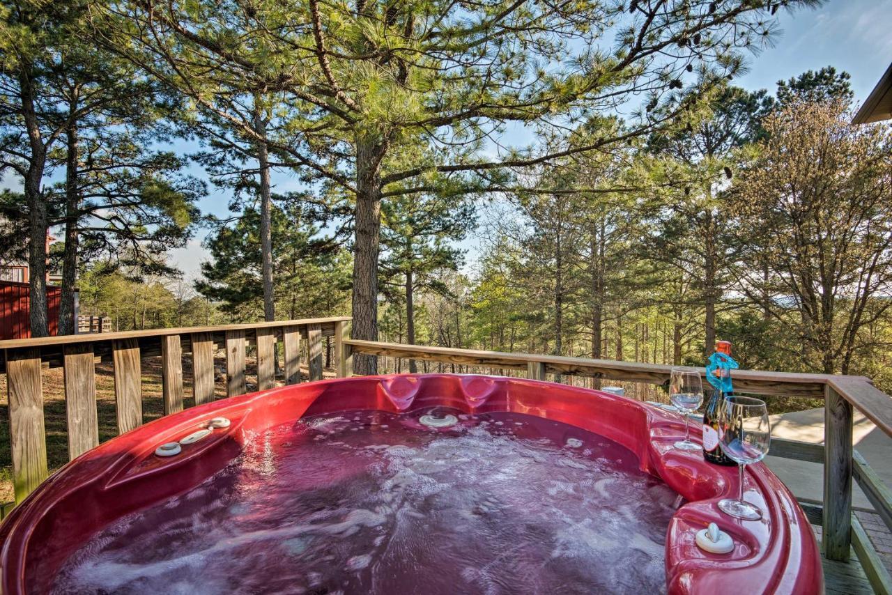 Broken Bow Cottage With Deck, Hot Tub And Fire Pit! Luaran gambar